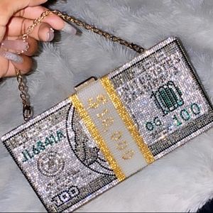 Get yo Money clutch